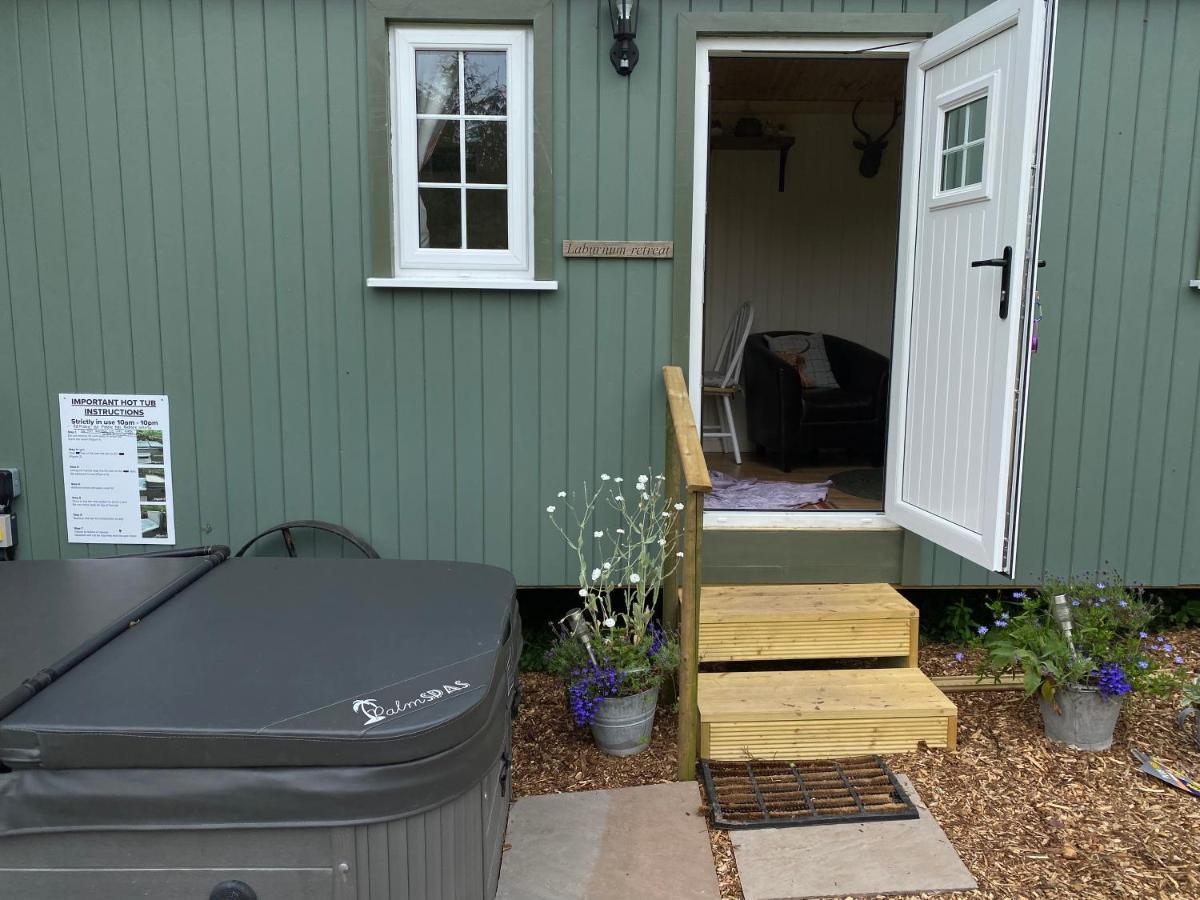 The Laburnum Retreat Shepherd Hut Private Hot Tub Upper Hulme Exterior foto