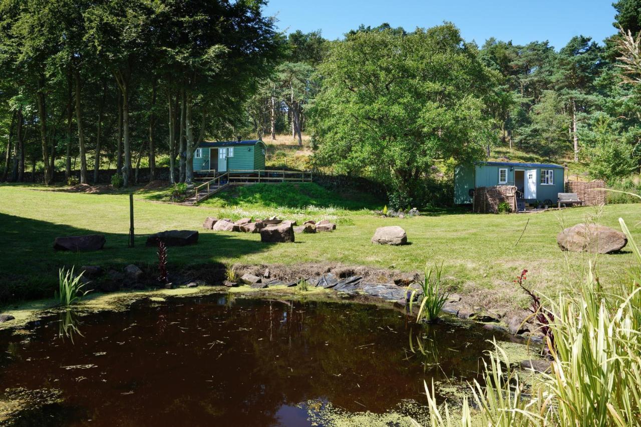 The Laburnum Retreat Shepherd Hut Private Hot Tub Upper Hulme Exterior foto